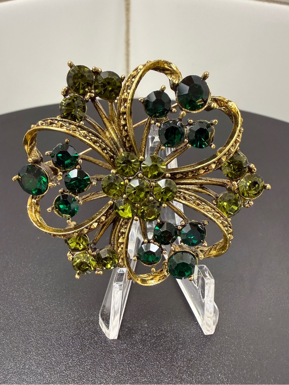 Irish Trinity Knot Brooch aka Celtic Triquetra Clover Brooch